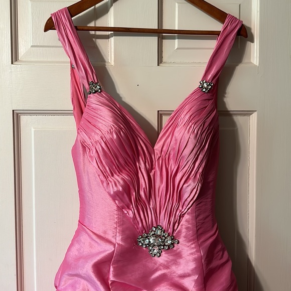 Pageant Dress - Picture 3 of 3